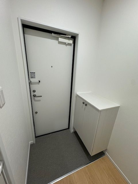 サーフライフの玄関