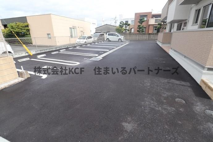 D-roomクレスト国分の駐車場|駐車場です