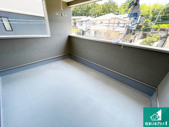 神戸市西区伊川谷町有瀬　第7期　新築一戸建てのバルコニー|日当たりのよいバルコニー！お部屋が開放的に！
