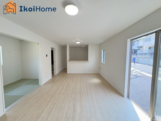神戸市西区伊川谷町有瀬第7　2号棟　新築戸建の居間・リビング|【ホームページに現地動画掲載中】●年中無休：当日予約可●リビングは長方形で家具を配置しやすい間取り。