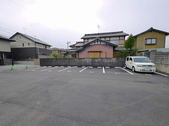水原モータープール　東の駐車場
