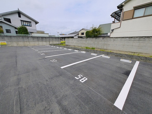 水原モータープール　東の駐車場