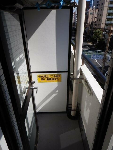 スカイコート田端のバルコニー