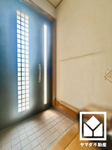 伏見区久我石原町の玄関