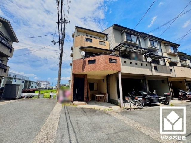 伏見区久我石原町の外観