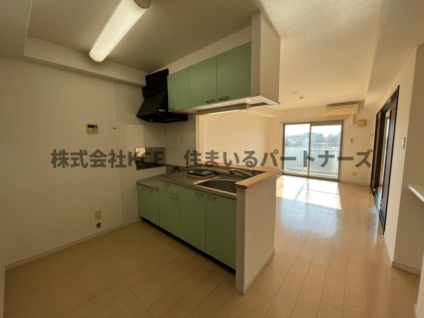 八女郡広川町大字一條の賃貸マンションのロビー|キッチンでお料理をお楽しみください
