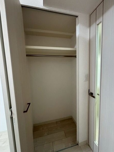 プレサンスジェネ栄の収納