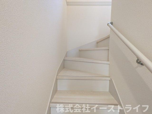 【新築戸建】　いわき市勿来町窪田町通1丁目第1　長期優良住宅の発電・温水設備|同社施工写真　リビング内給湯器リモコンです。