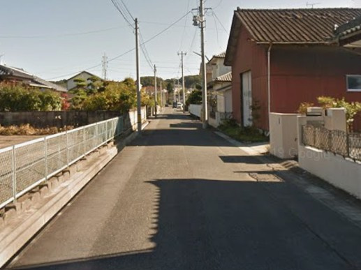 【新築戸建】　いわき市勿来町窪田町通1丁目第1　長期優良住宅の前面道路含む現地写真|南側6ｍ公道