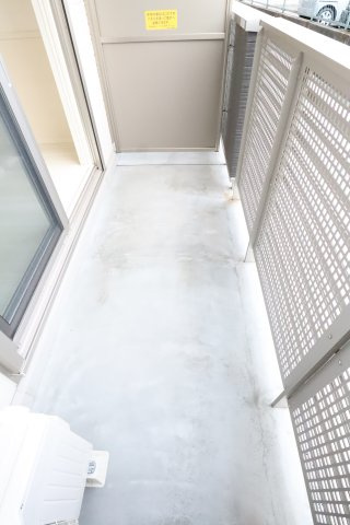 大阪市城東区今福西１丁目の賃貸マンションのバルコニー