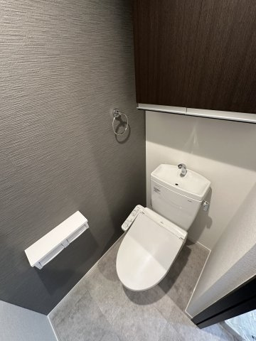 茅ヶ崎市小和田３丁目のアパートのトイレ