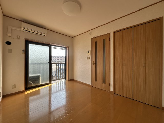 第３広田マンションの玄関