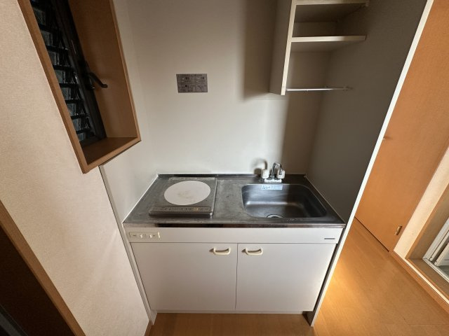 川崎市多摩区菅北浦１丁目の賃貸マンションのキッチン