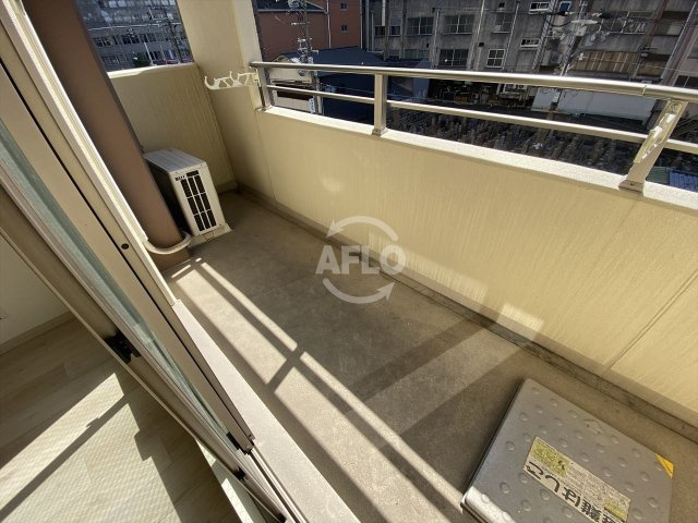 クローバー・ビュー上本町のバルコニー|クローバー・ビュー上本町　バルコニー