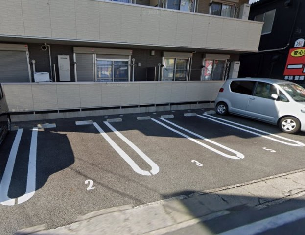 Sorte.S.Kの駐車場|駐車場に車を止められます