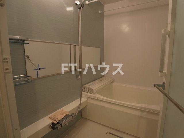 Fee de fleurageの浴室