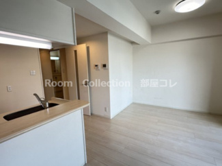 【居間・リビング】 | Naviglio Palazzo | ※同物件他部屋写真
反転の場合有