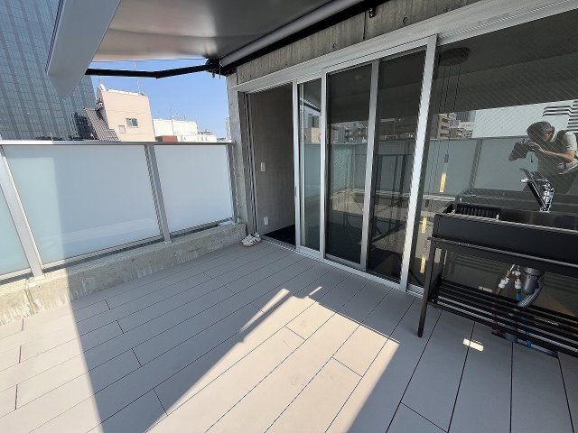 大阪市中央区南船場４丁目の店舗事務所のバルコニー
