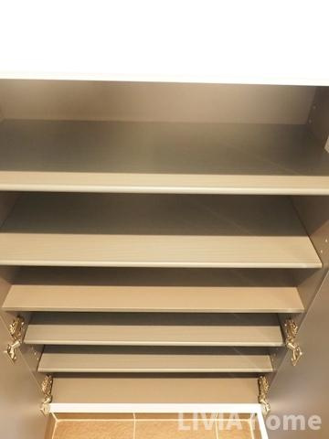 世田谷区上北沢５丁目の賃貸マンションの玄関|現状と図面が異なる場合は現状を優先いたします。