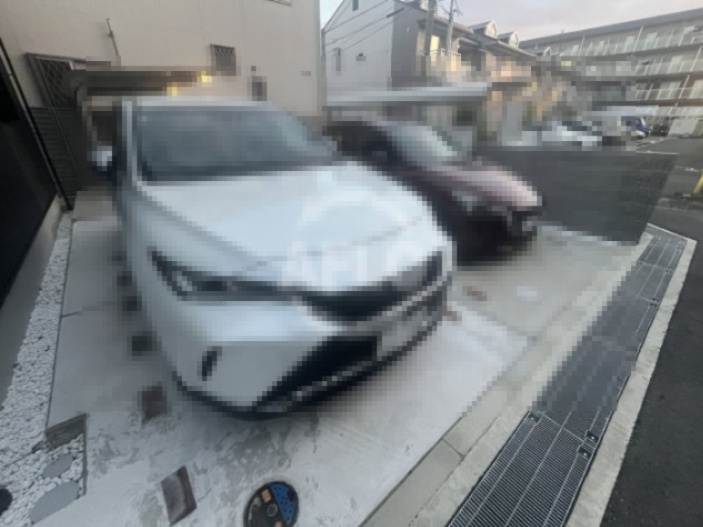 プラム江坂の駐車場|駐車場