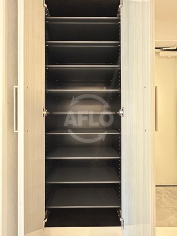 ハーモニーテラス大和田の収納|ハーモニーテラス大和田　玄関収納