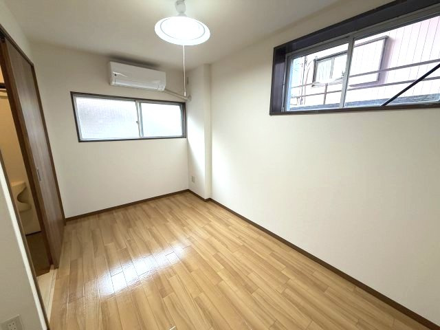 カーサ摩耶の洋室