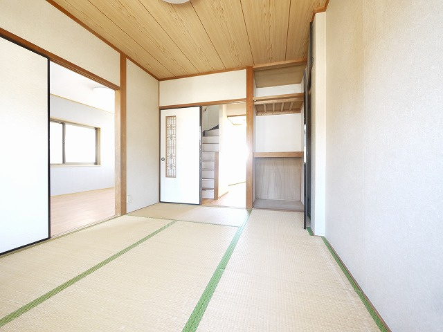 天理市田町戸建の和室