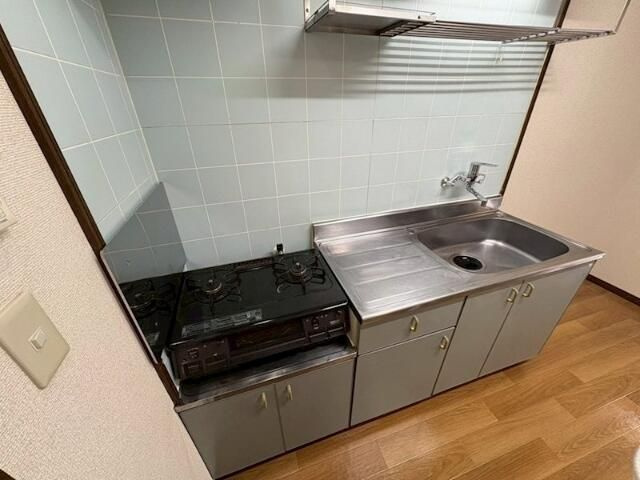 ワイエイハイツのキッチン