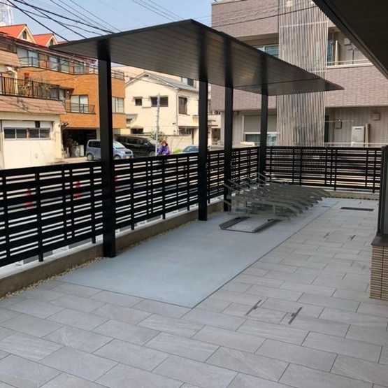 【駐車場】