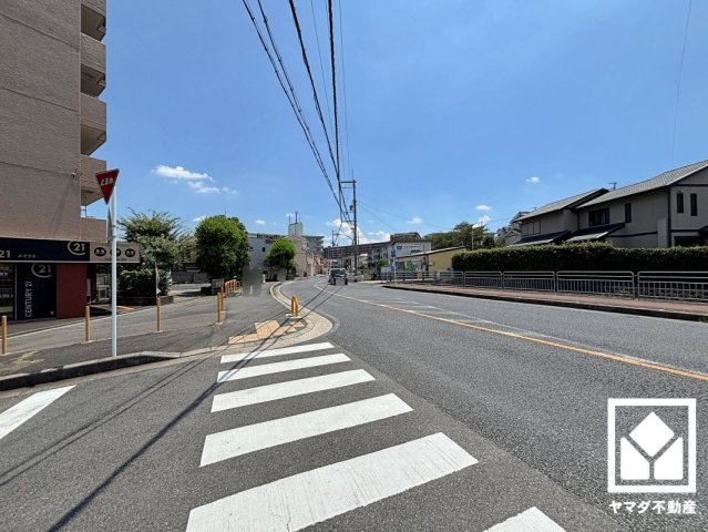 ユニ宇治小倉マンションの周辺