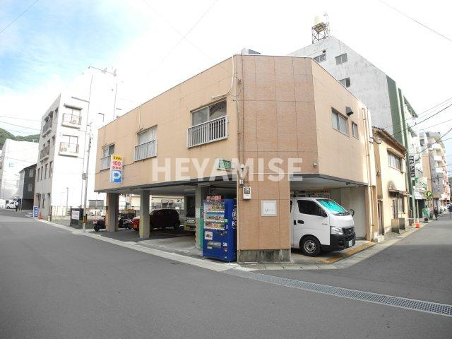 U-BOX岩川の外観