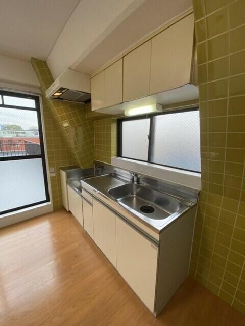 川崎市多摩区登戸新町の賃貸マンションのキッチン