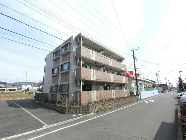 町田市小山町の賃貸マンションの外観