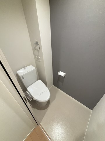 Latte ueno inarityoのトイレ|ゆったりとした空間のトイレです