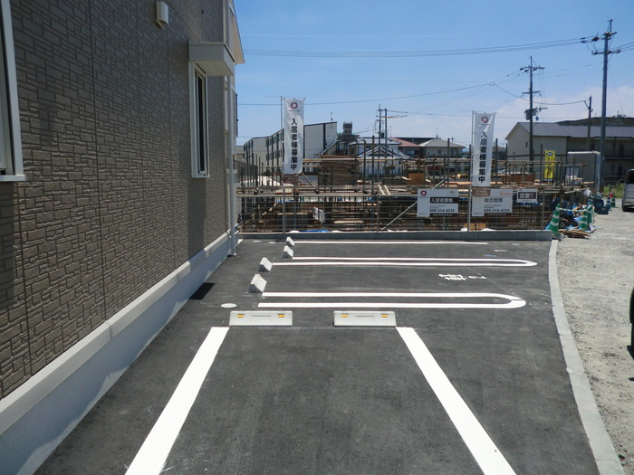 【駐車場】