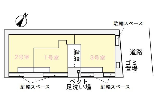 プリマヴェーラ　ドゥエの駐車場