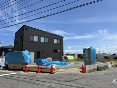 【前面道路含む現地写真】 | 大津市真野5丁目31　新築戸建