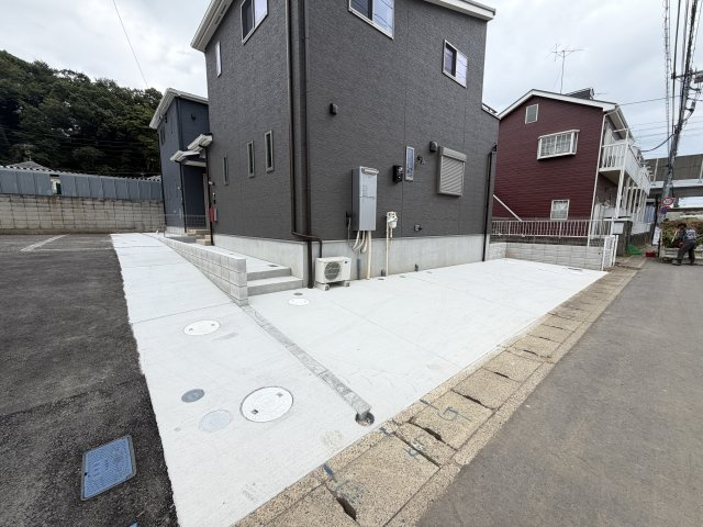 コンフォールⅣ　1号棟の駐車場