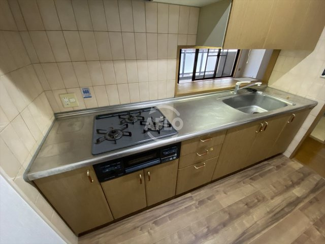 パークヒルズゼンボー大手前のキッチン|パークヒルズゼンボー大手前　3口ガスシステムキッチン