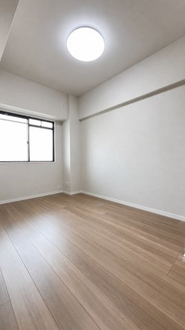ライオンズマンション西宮高座Ｂ棟の洋室|洋室