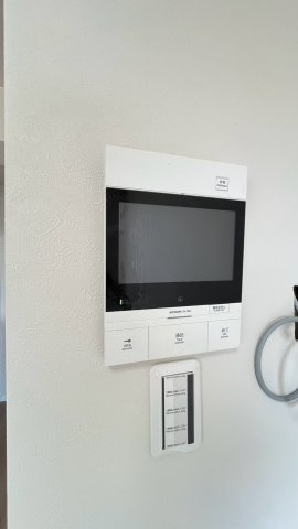 ライオンズマンション西宮高座Ｂ棟のセキュリティ|インターホン