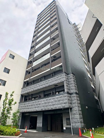 プレサンス鶴舞公園セラヴィの外観