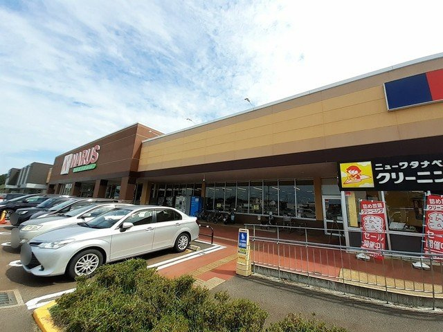 ヴィラ　シャングリラ高田　Ａの周辺|ナルス高田西店まで707m