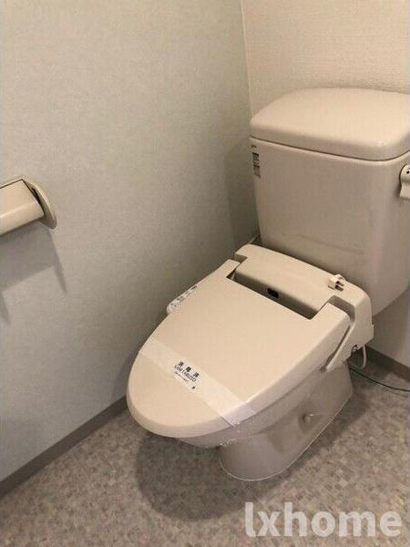 プラスコート西豊川のトイレ|清潔感のあるトイレです