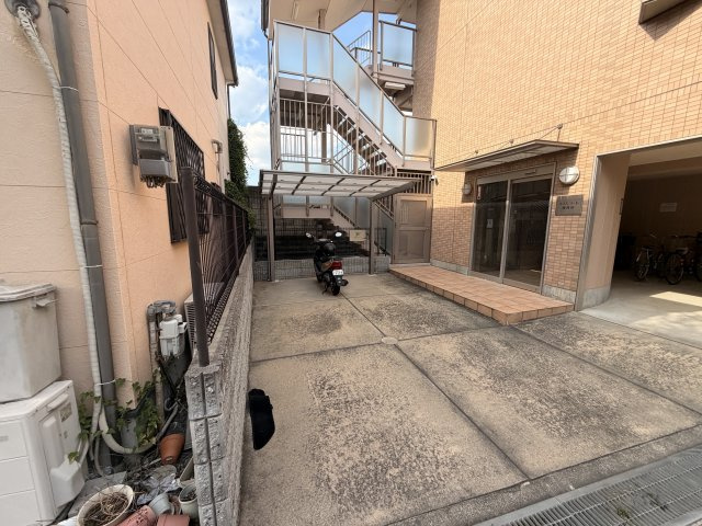 プラスコート西豊川のその他共用部分