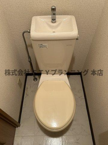 仲介手数料0円！Apt.浄心のトイレ