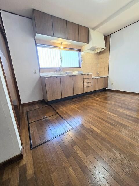 横浜市港北区篠原台町のアパートのキッチン