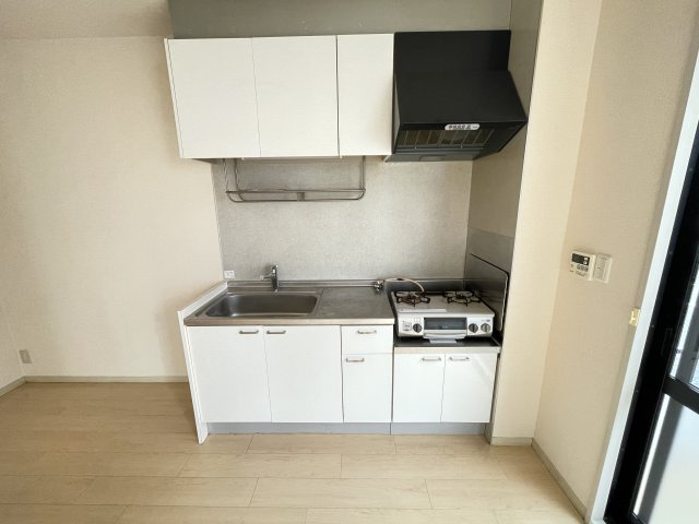 グリーンヒルズA棟のキッチン|写真は同物件の別部屋の写真のため色、仕様は現況優先です。