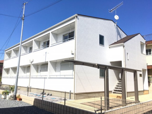 落ち着いた雰囲気の外観です