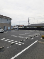 駐車場に車を止められます